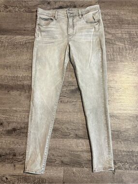 Express Jeans Women’s 10L Gray Mid Rise Skinny Denim